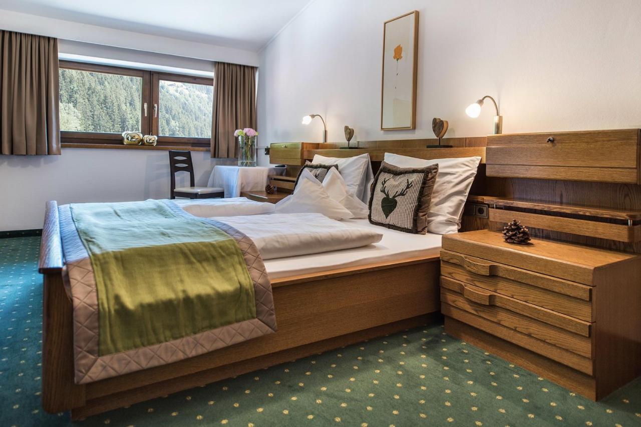 Hotel Muehlwald Selva dei Molini Quarto foto