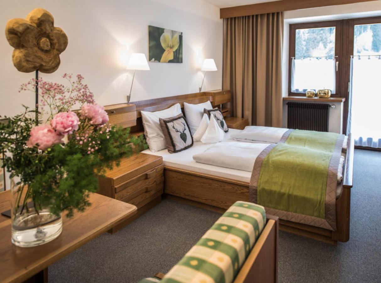 Hotel Muehlwald Selva dei Molini Quarto foto